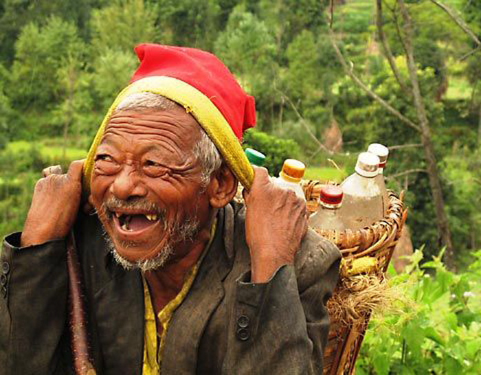 छोराछोरीले ६० वर्ष कटेका बुबाआमालाई कमाइको दश प्रतिशत रकम अनिवार्य रूपमा दिनुपर्ने