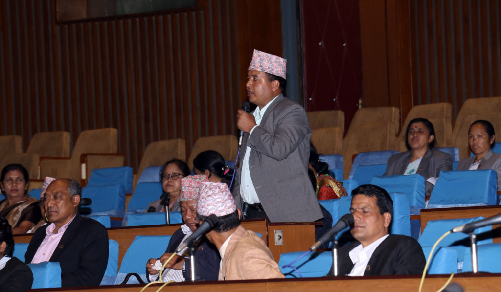 प्रतिनिधिसभामा स्थानीय करवृद्धि बारेमा सरकारको ध्यानाकर्षण