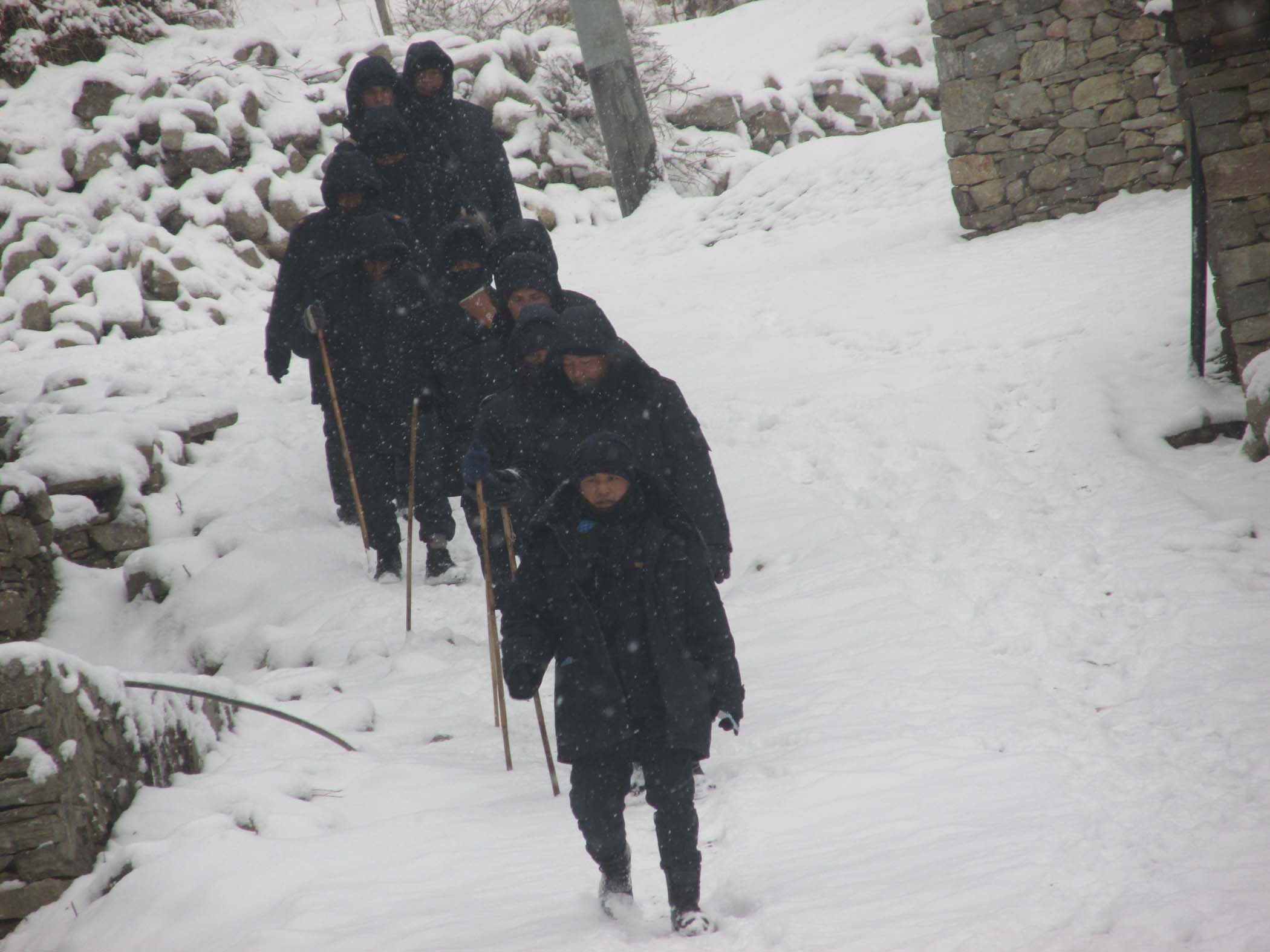 हुम्लामा अत्यधिक हिमपात