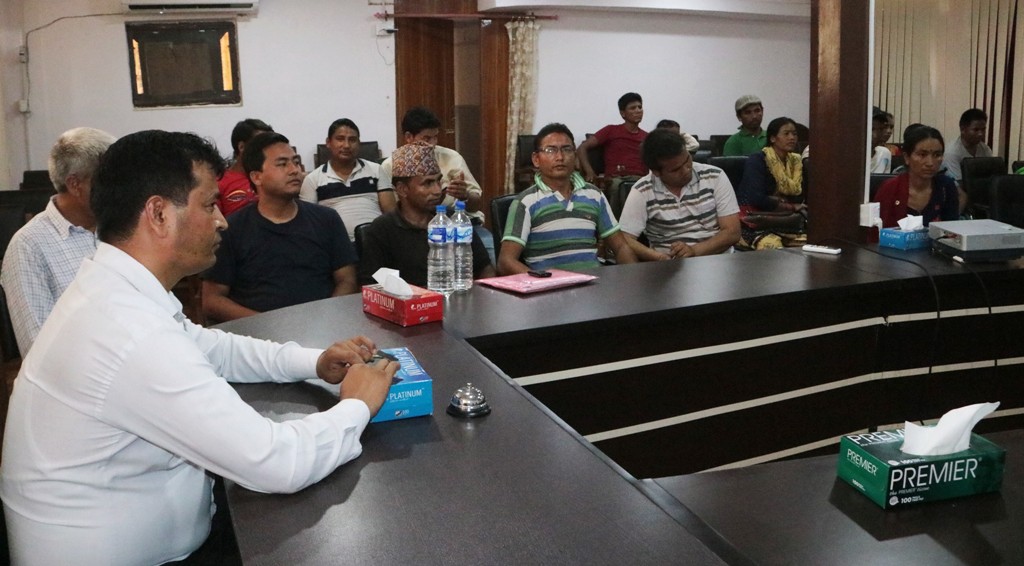 ‘सरकारले तपाईहरुको माग सम्वोधन गर्छ’ :मुख्यमन्त्री शाही