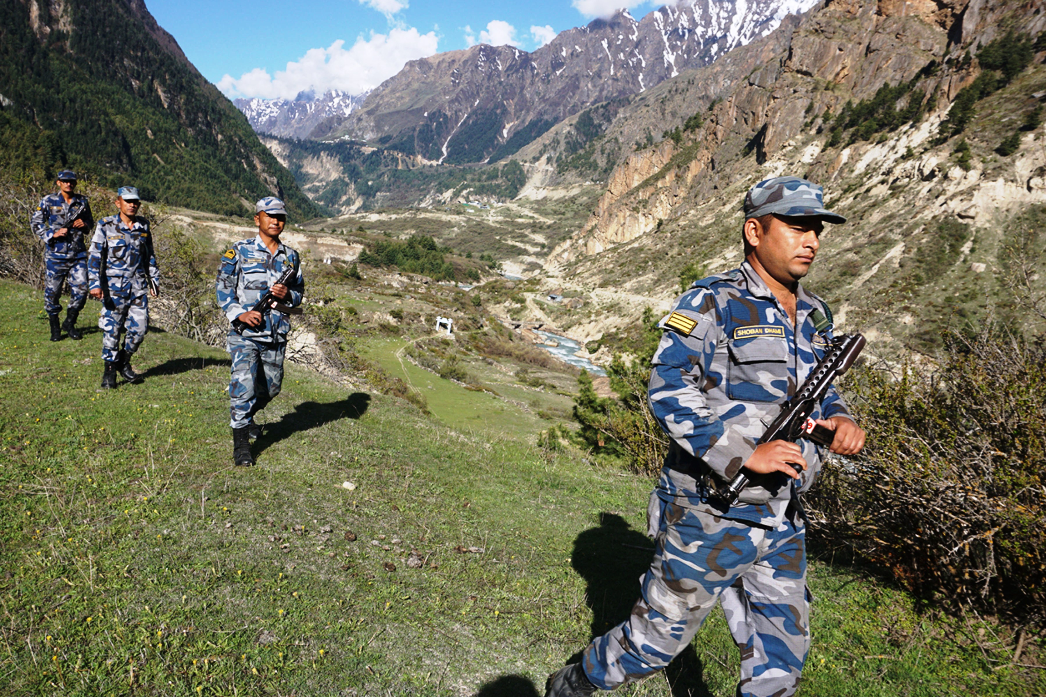 लिपुलेक सुरक्षा : छाङरुमा बिओपी राख्न सशस्त्र प्रहरी बलको टोली त्यसतर्फ प्रस्थान