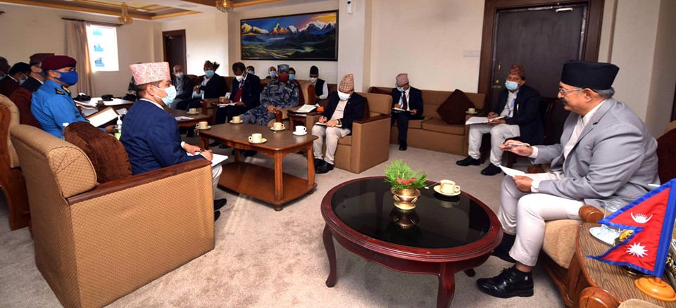 अफगानिस्तानमा रहेका नेपालीलाई उद्धार गर्न गृहमन्त्रीको निर्देशन