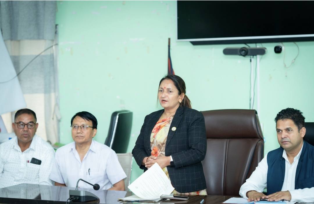 कर्णालीका बिरामीलाई राहत : वीरेन्द्रनगर नगरपालिकाले सुरु गर्‍यो निःशुल्क रगत सेवा