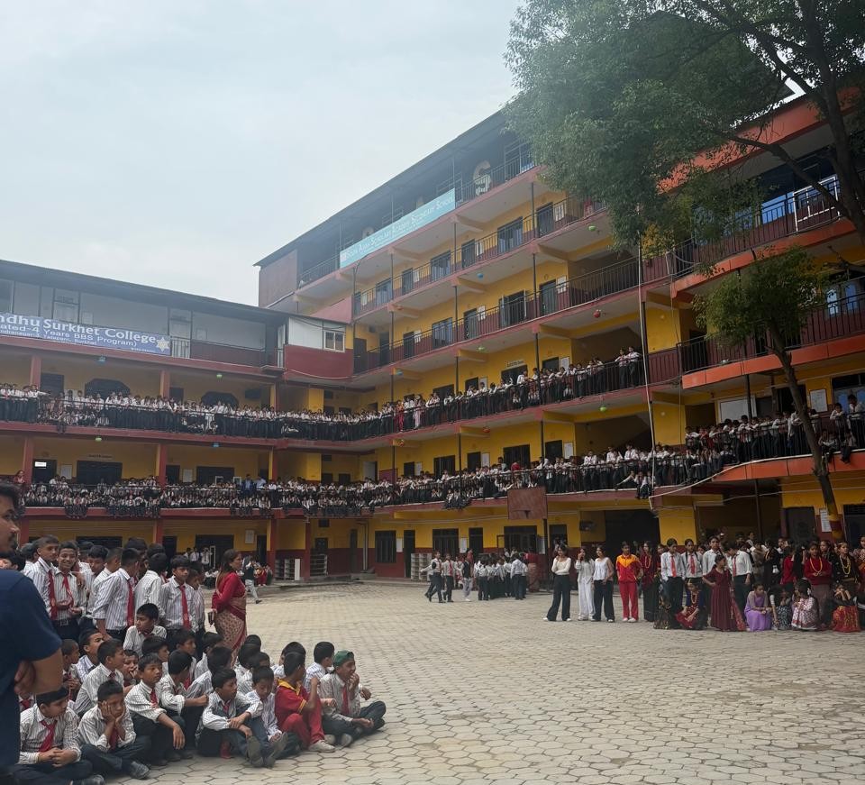  भोटेकोशी विपत्तिपीडितलाई साउथ एशियन स्कलर्स एकेडेमीको ३ लाख ५५ हजार सहयोग